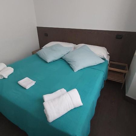 Centro Storico - Fermata Montesanto Hotel เนเปิลส์ ภายนอก รูปภาพ